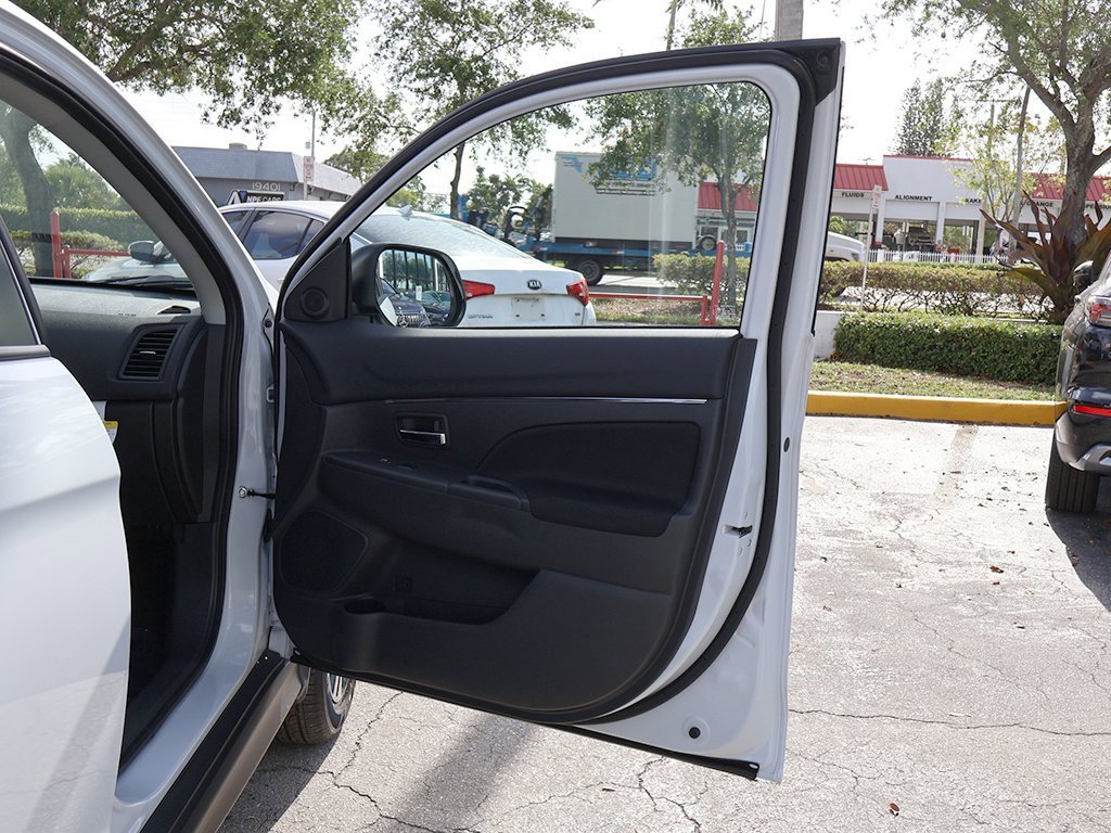 New 2025 Mitsubishi Outlander Sport ES image 21