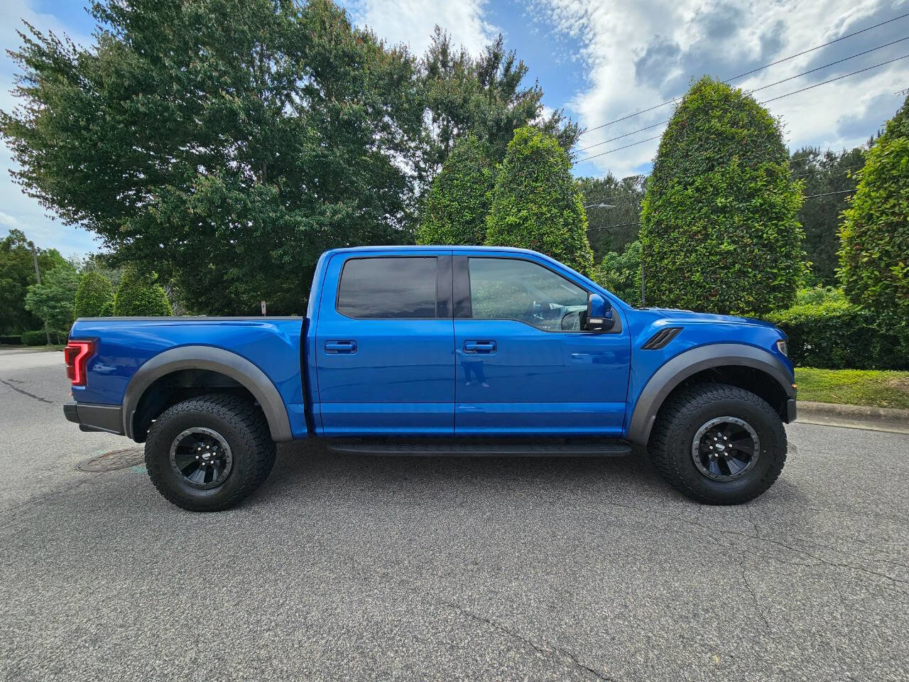 Used 2018 Ford F150 Raptor w/ Equipment Group 802A Luxury image 7