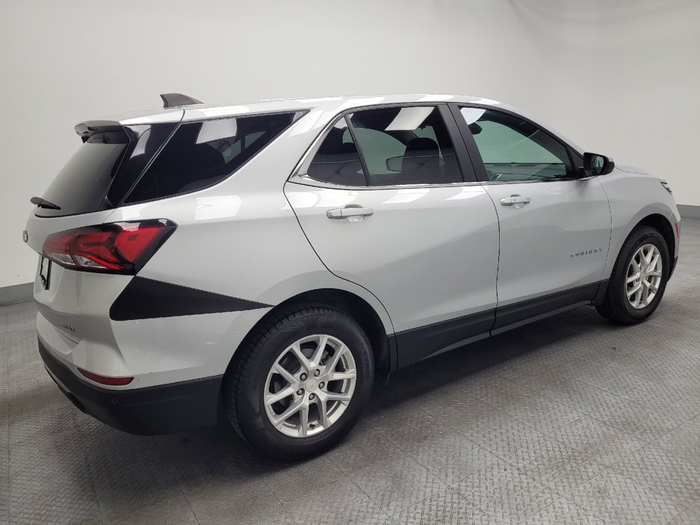 Used 2022 Chevrolet Equinox LT AWD/4WD image 10