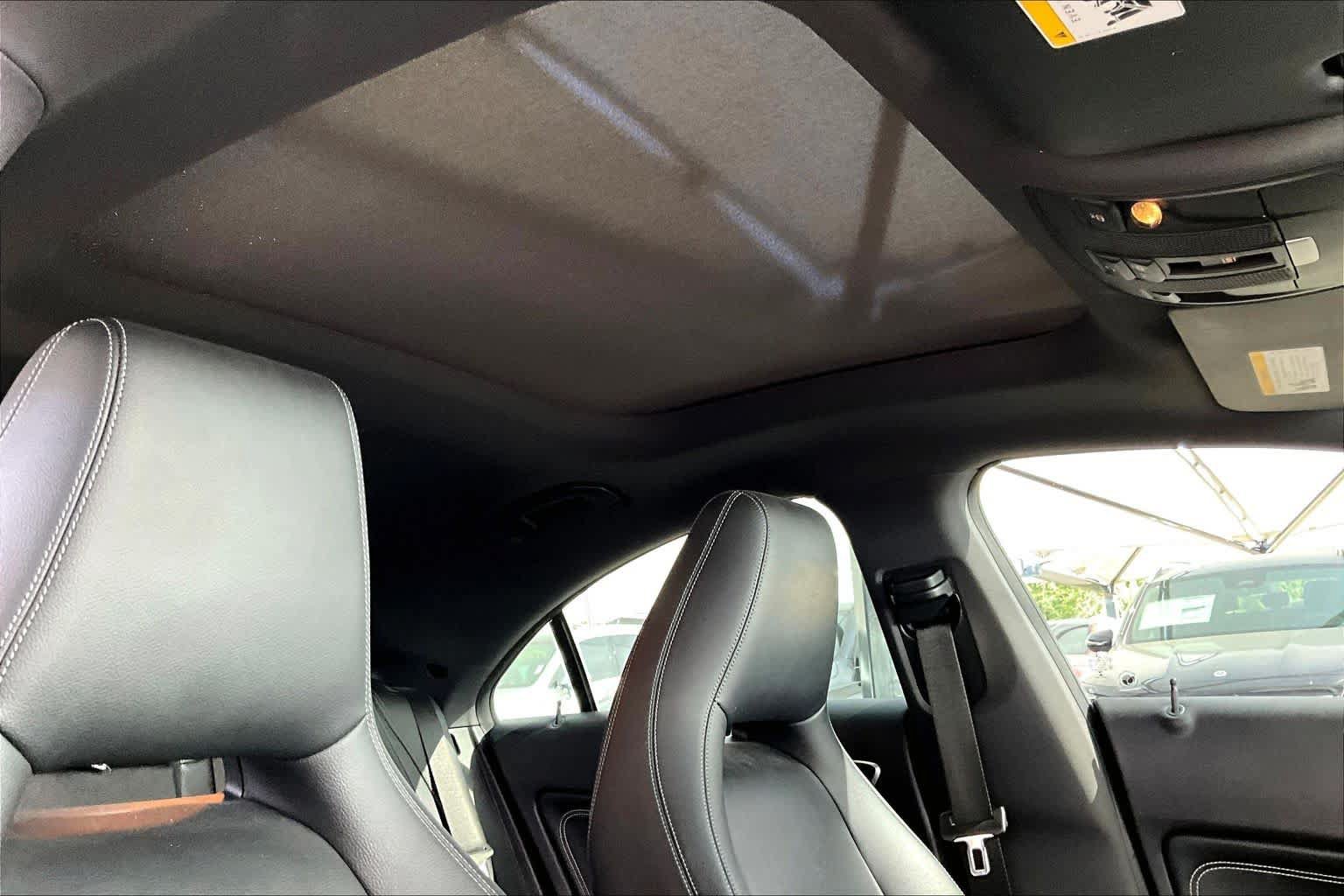 Used 2018 Mercedes-Benz CLA 250 image 13