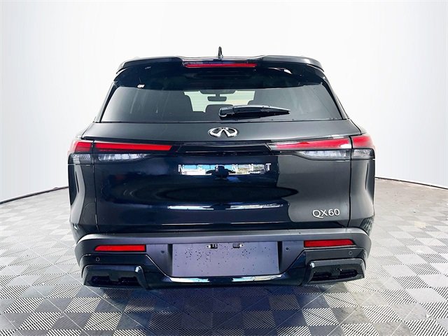 Certified 2025 INFINITI QX60 Luxe image 5