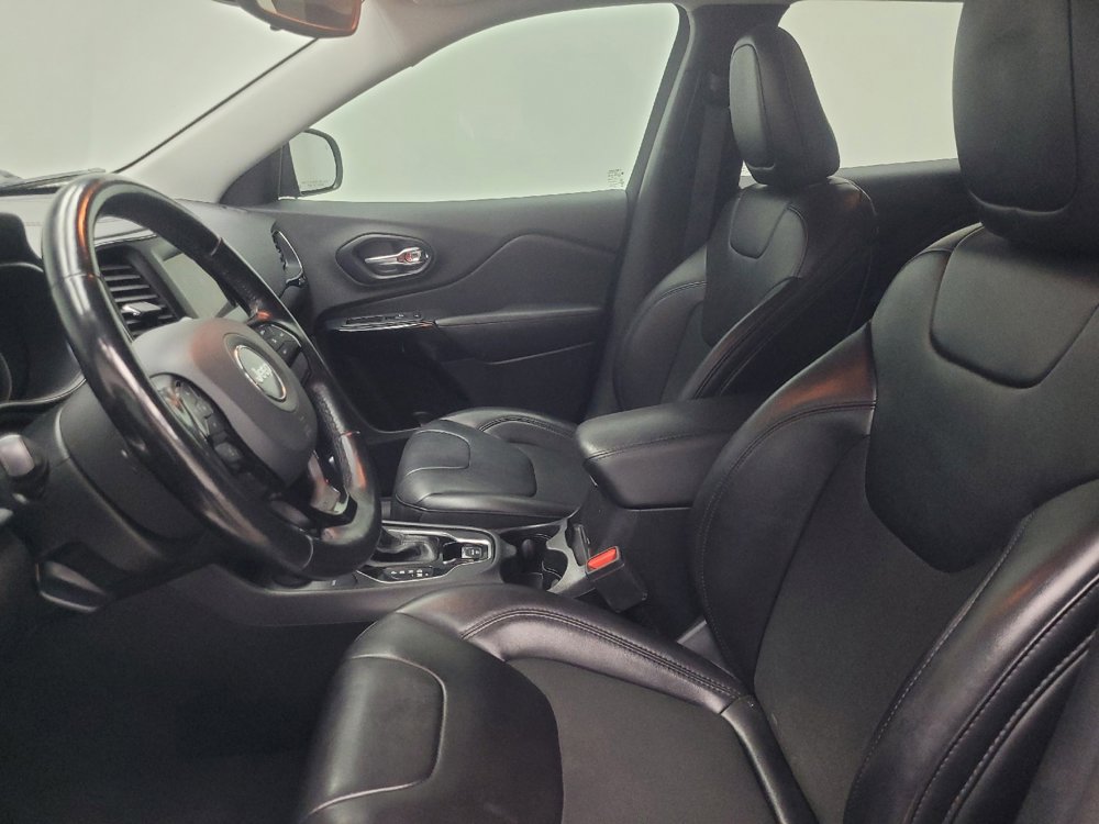 Used 2021 Jeep Cherokee Latitude Plus image 17