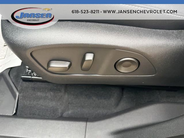 New 2026 Chevrolet Traverse LT w/ Driver Confidence Package FWD image 17