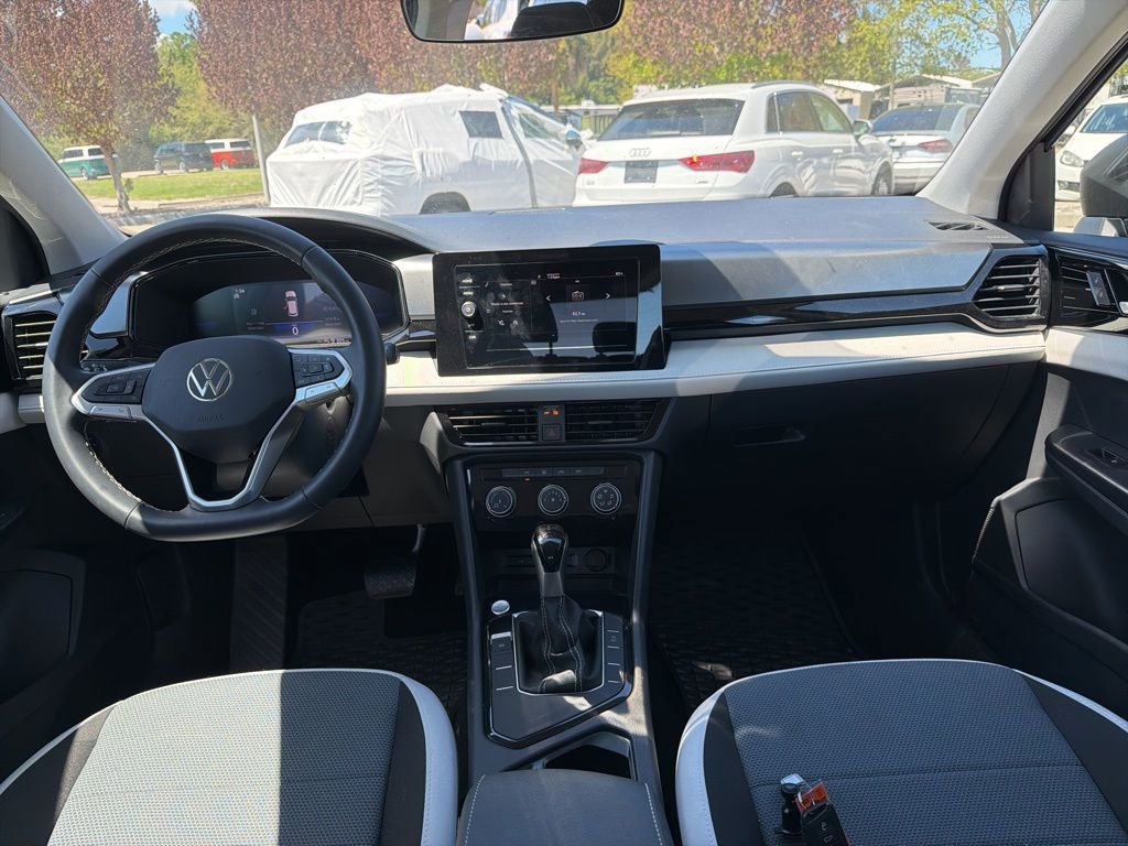 Used 2025 Volkswagen Taos S image 10