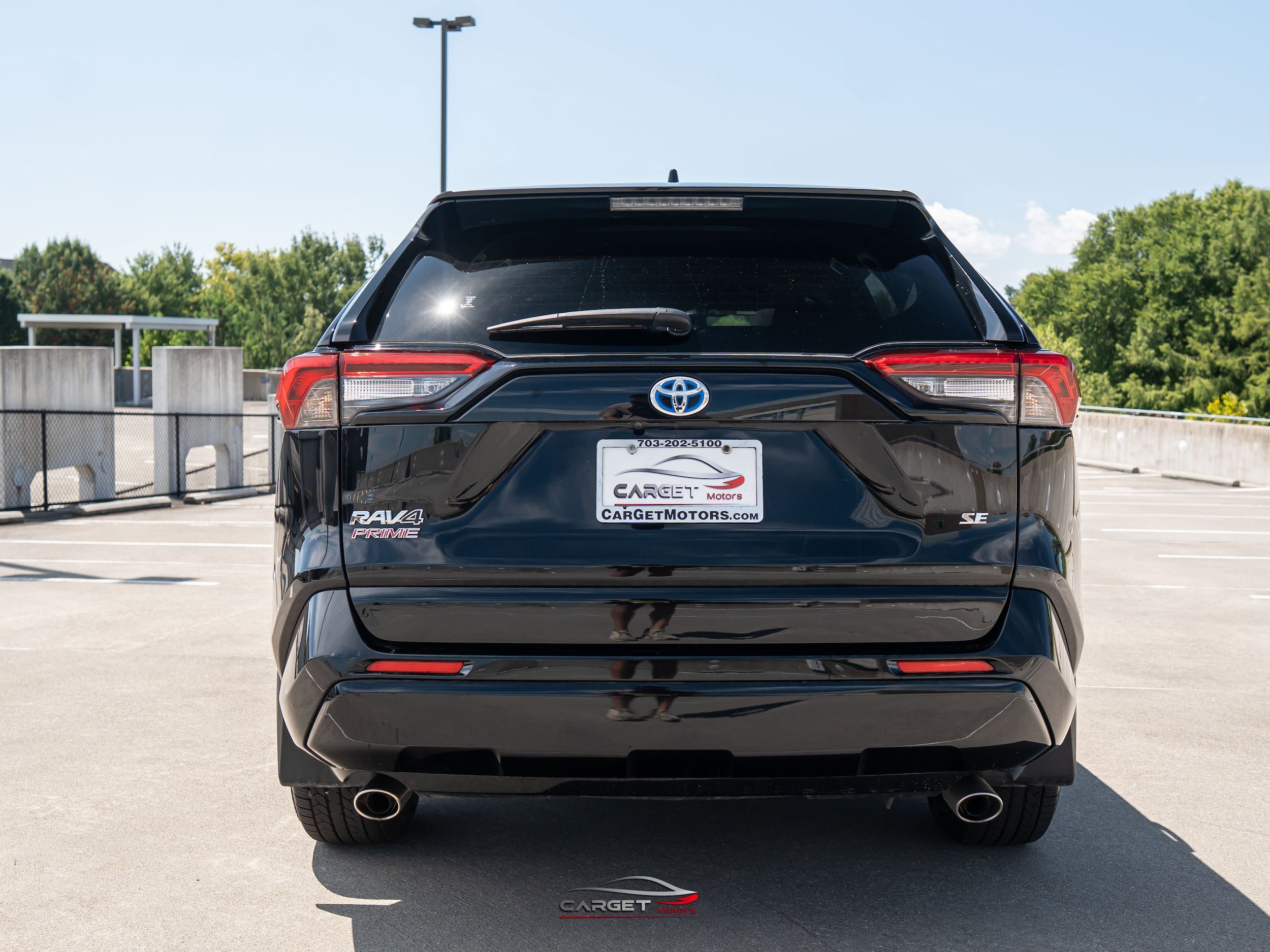 Used 2023 Toyota RAV4 SE w/ Weather & Moonroof Package AWD/4WD image 6
