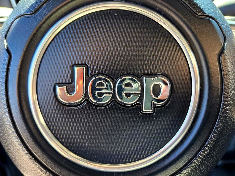 Used 2020 Jeep Gladiator Rubicon image 25