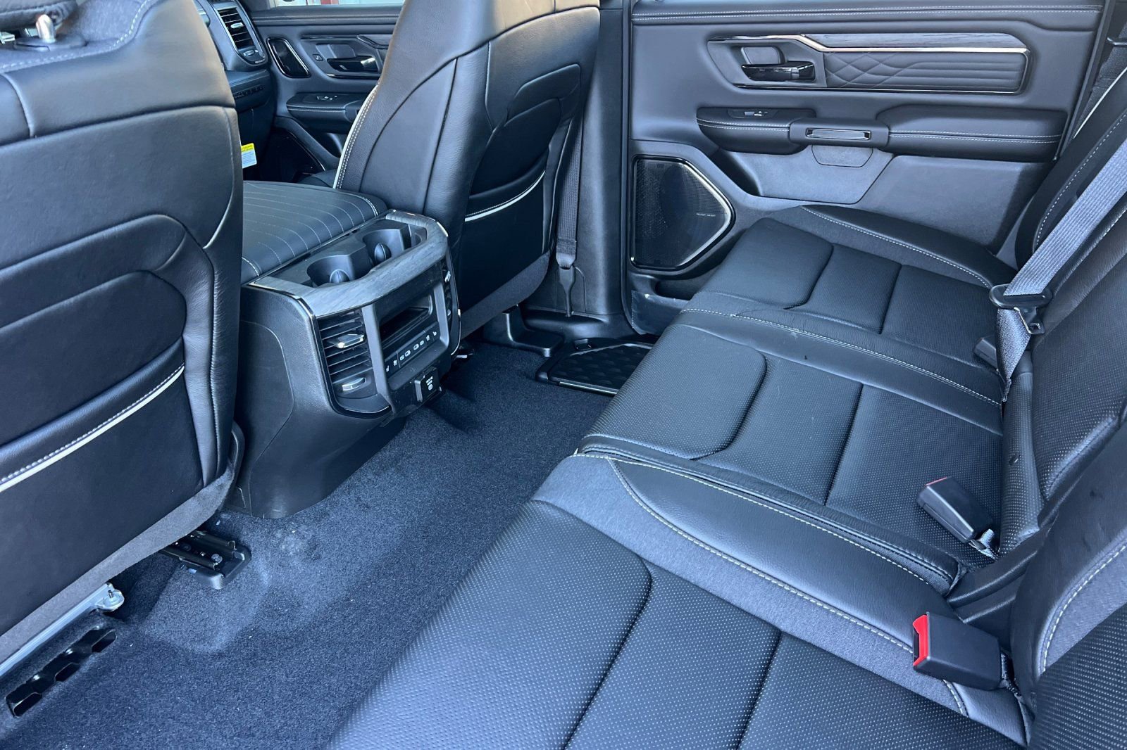New 2026 RAM 1500 Limited AWD/4WD image 8