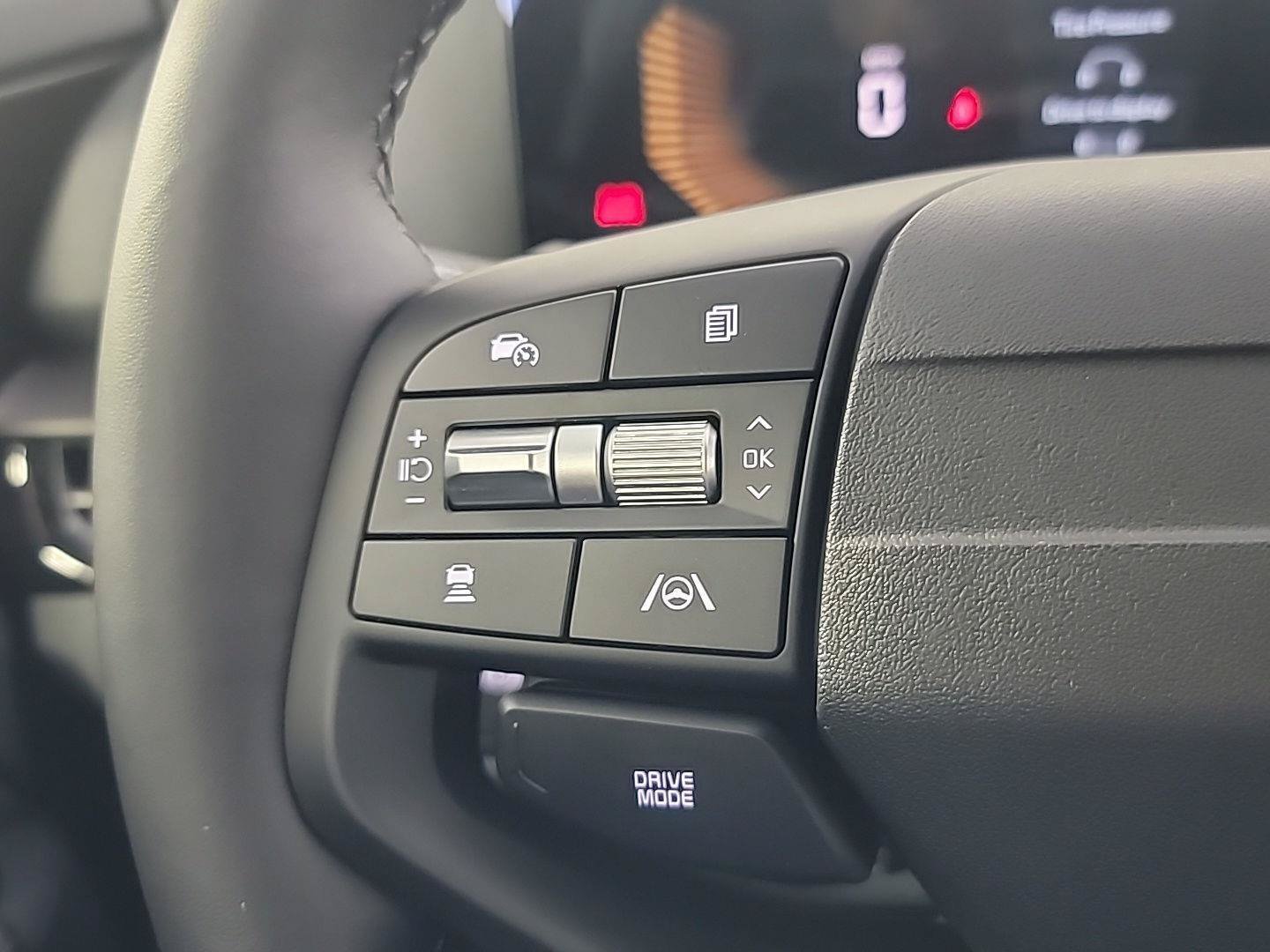 Used 2026 Kia Sportage EX FWD image 26