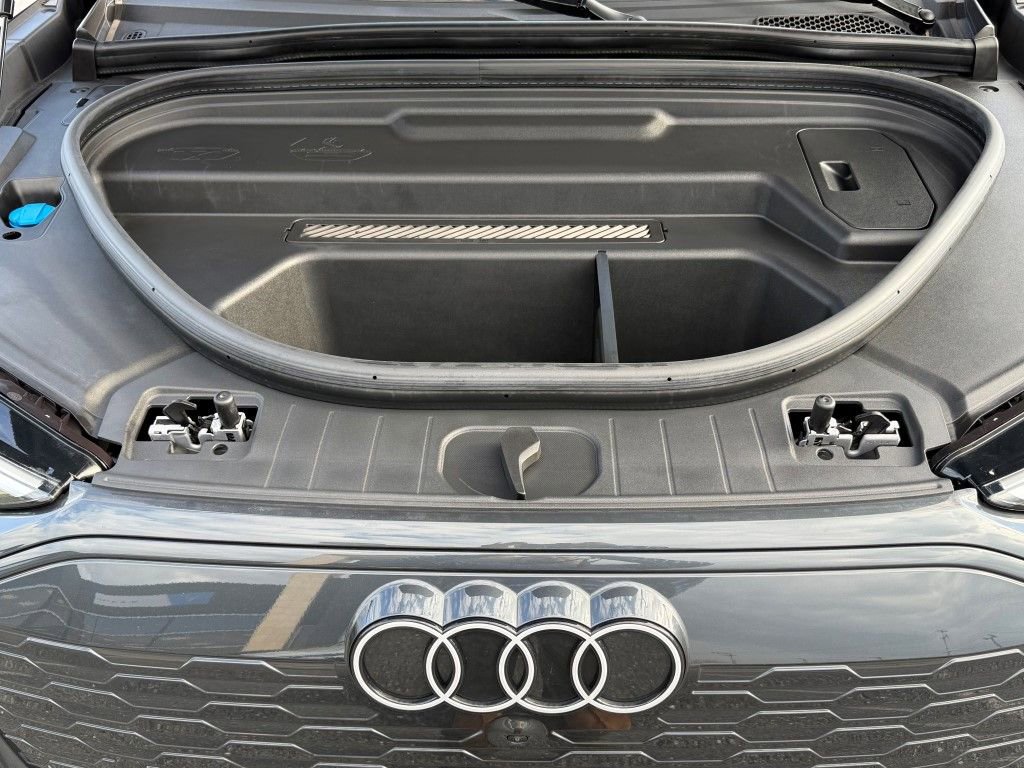 Certified 2025 Audi Q6 e-tron Premium Plus w/ Premium Plus image 35