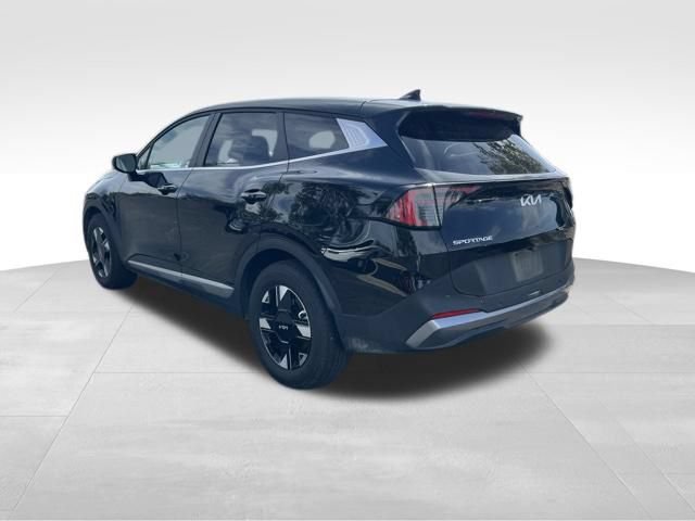 Certified 2026 Kia Sportage LX FWD image 6