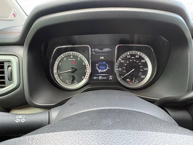 Used 2018 Nissan Titan Platinum Reserve w/ Platinum Utility Package AWD/4WD image 14