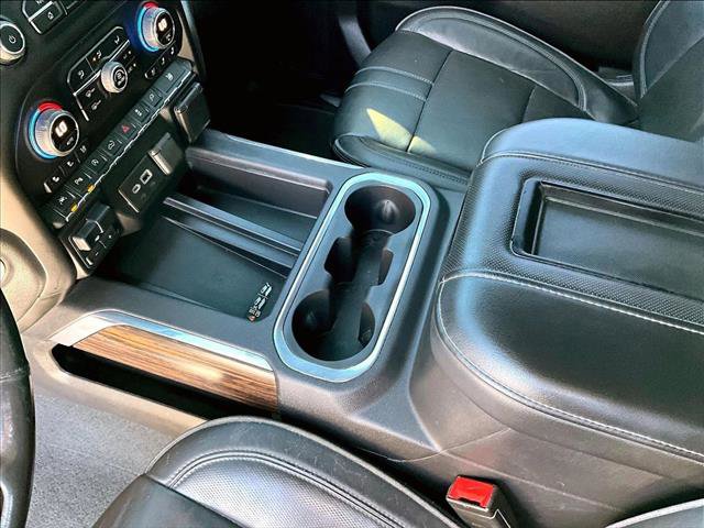 Used 2020 Chevrolet Silverado 1500 High Country image 15