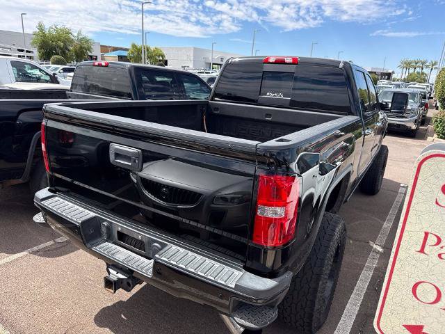 Used 2018 GMC Sierra 2500 Denali w/ Suspension Package, Off-Road AWD/4WD image 4