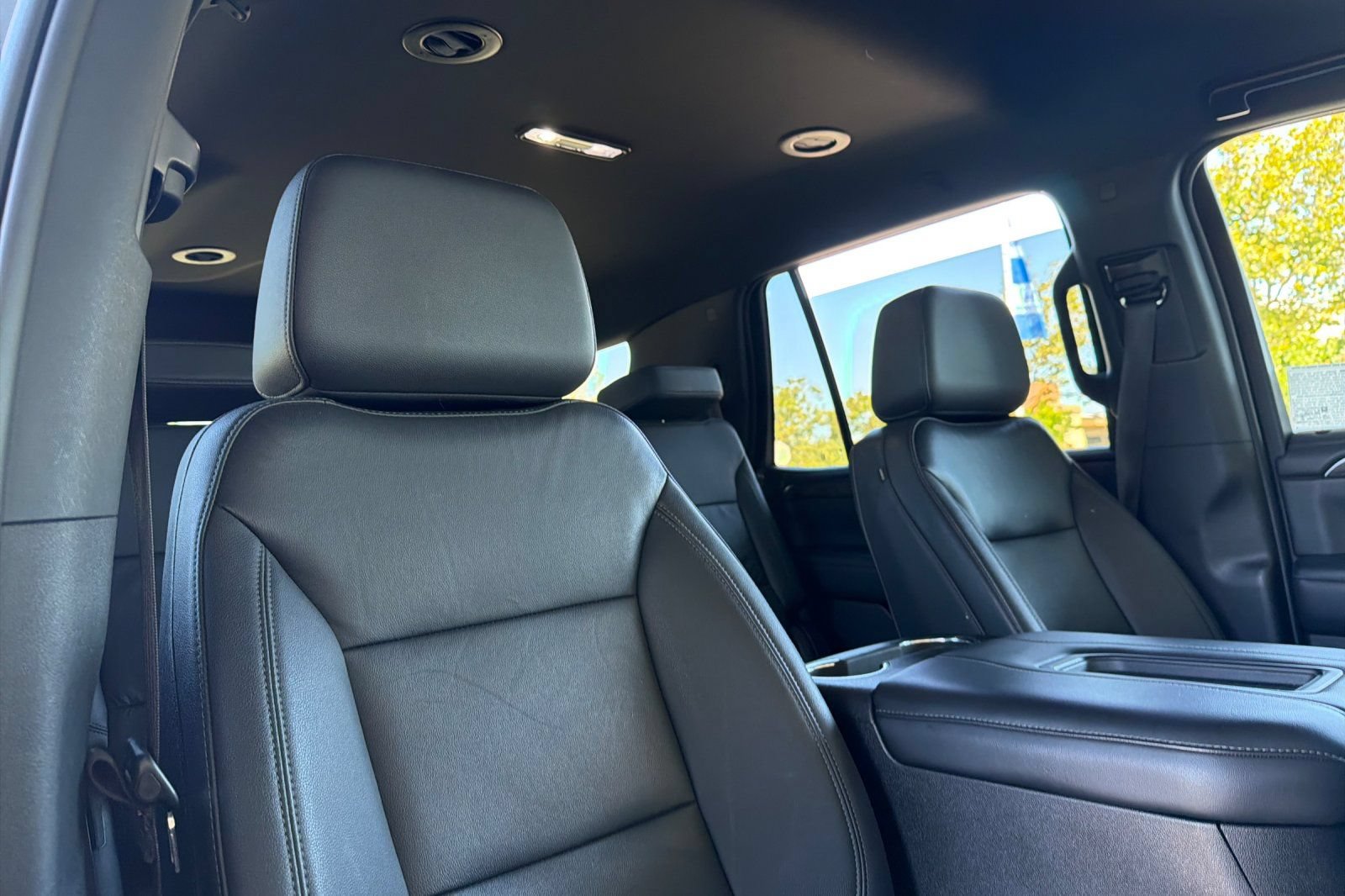 Used 2022 Chevrolet Tahoe Z71 AWD/4WD image 18