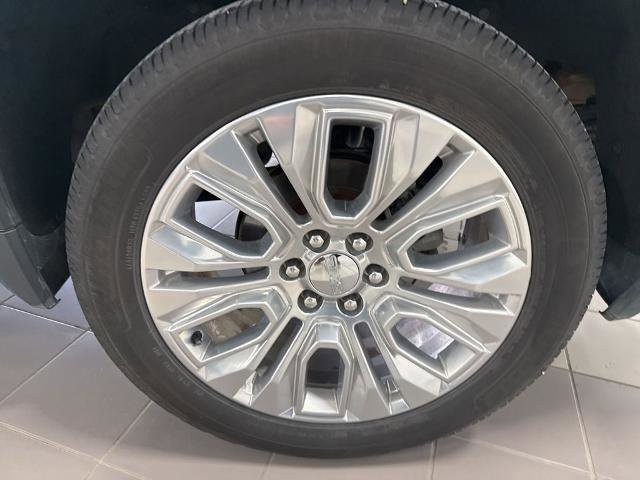 Used 2021 GMC Sierra 1500 Denali w/ Denali Ultimate Package AWD/4WD image 11
