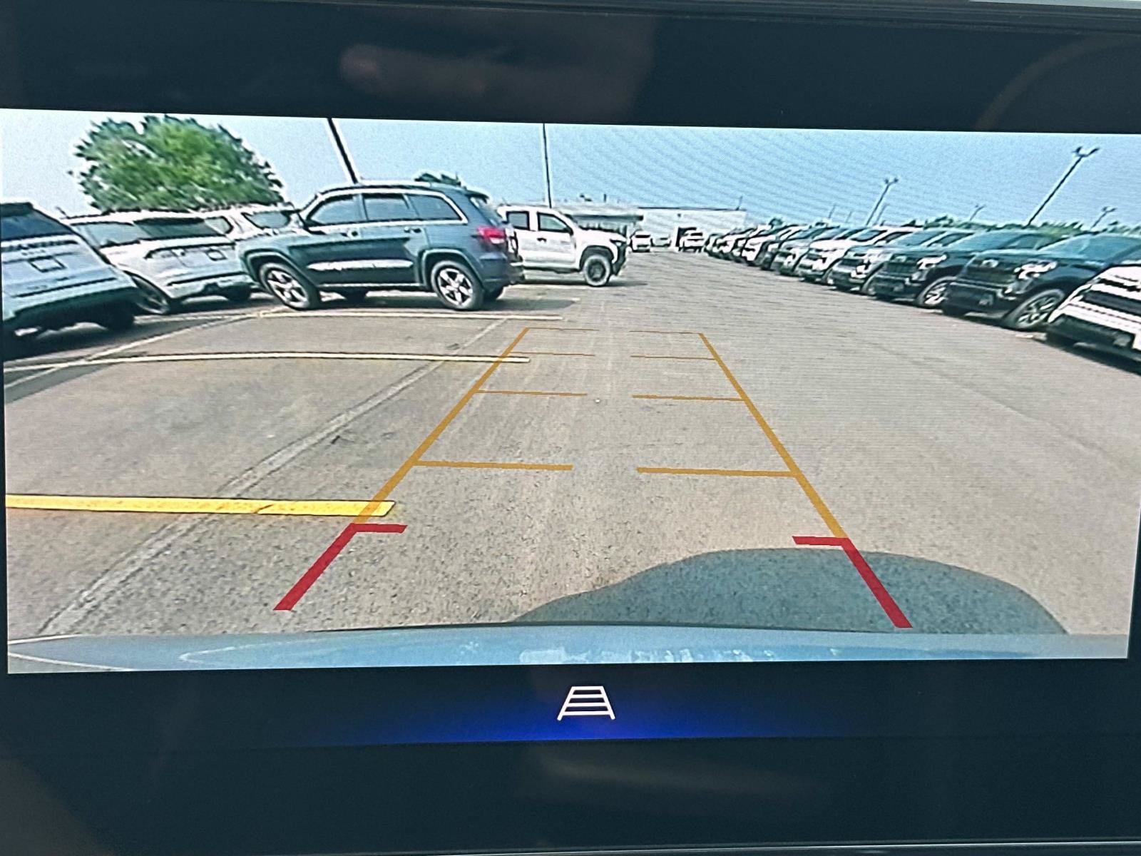 Certified 2024 Chevrolet Trax ACTIV w/ Sunroof Package FWD image 27