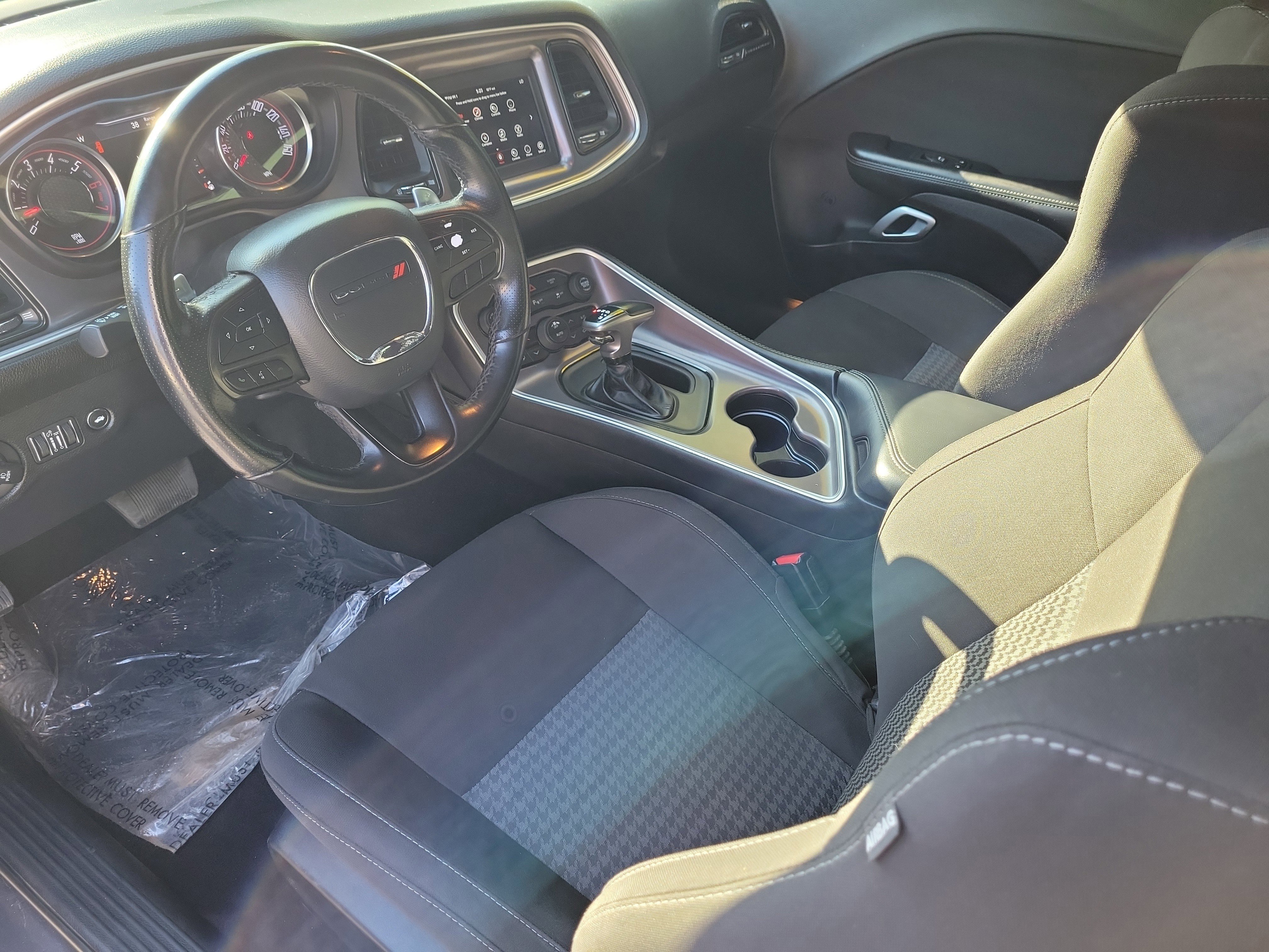 Used 2022 Dodge Challenger R/T image 16