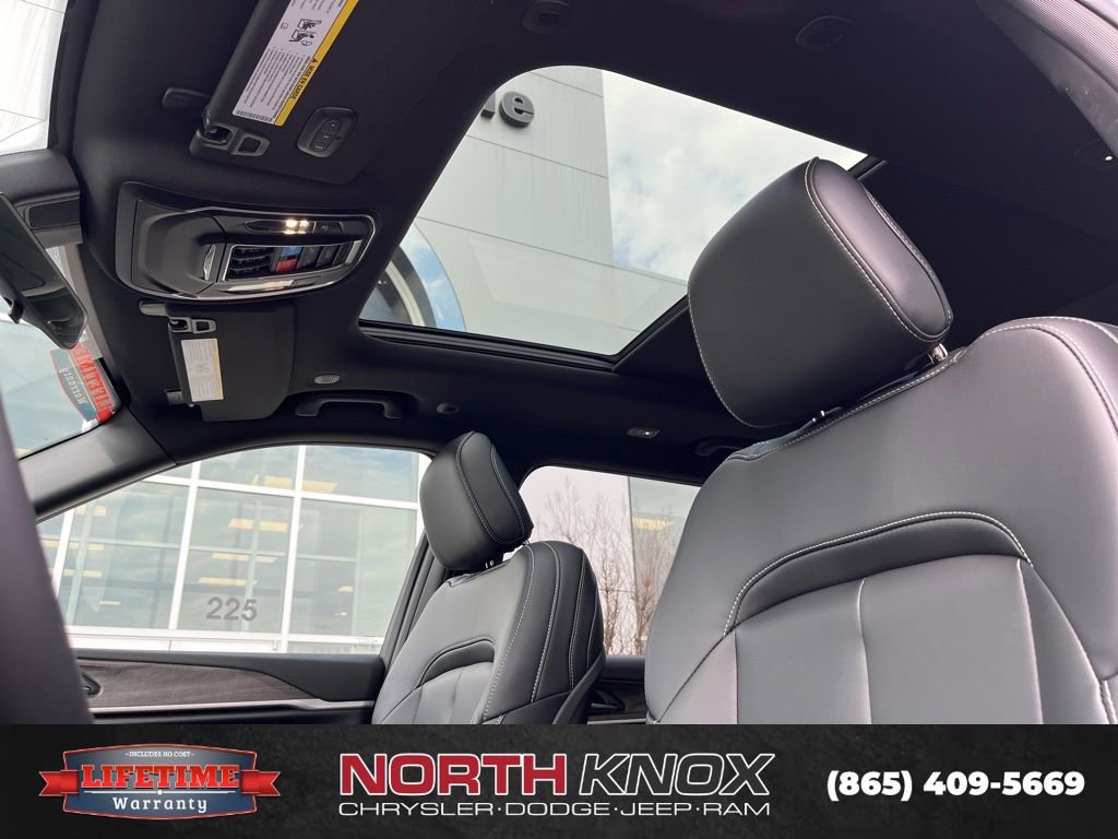 New 2026 Jeep Grand Cherokee L Limited image 12