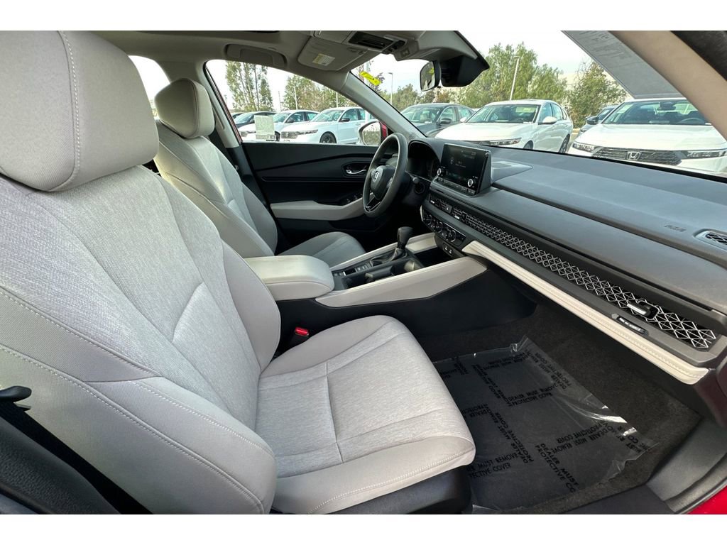 Certified 2023 Honda Accord EX image 18