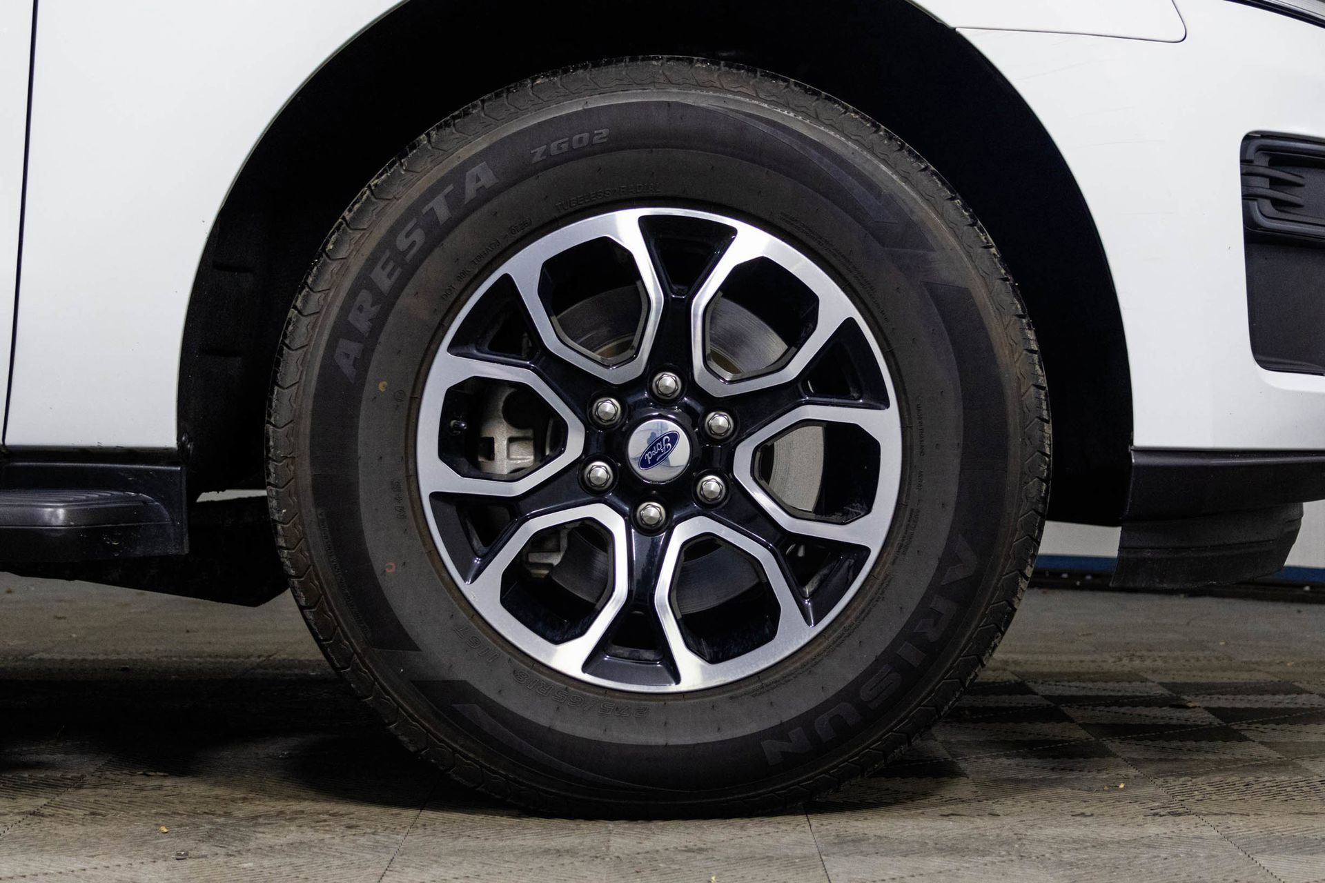 Used 2024 Ford Expedition Max XLT image 76