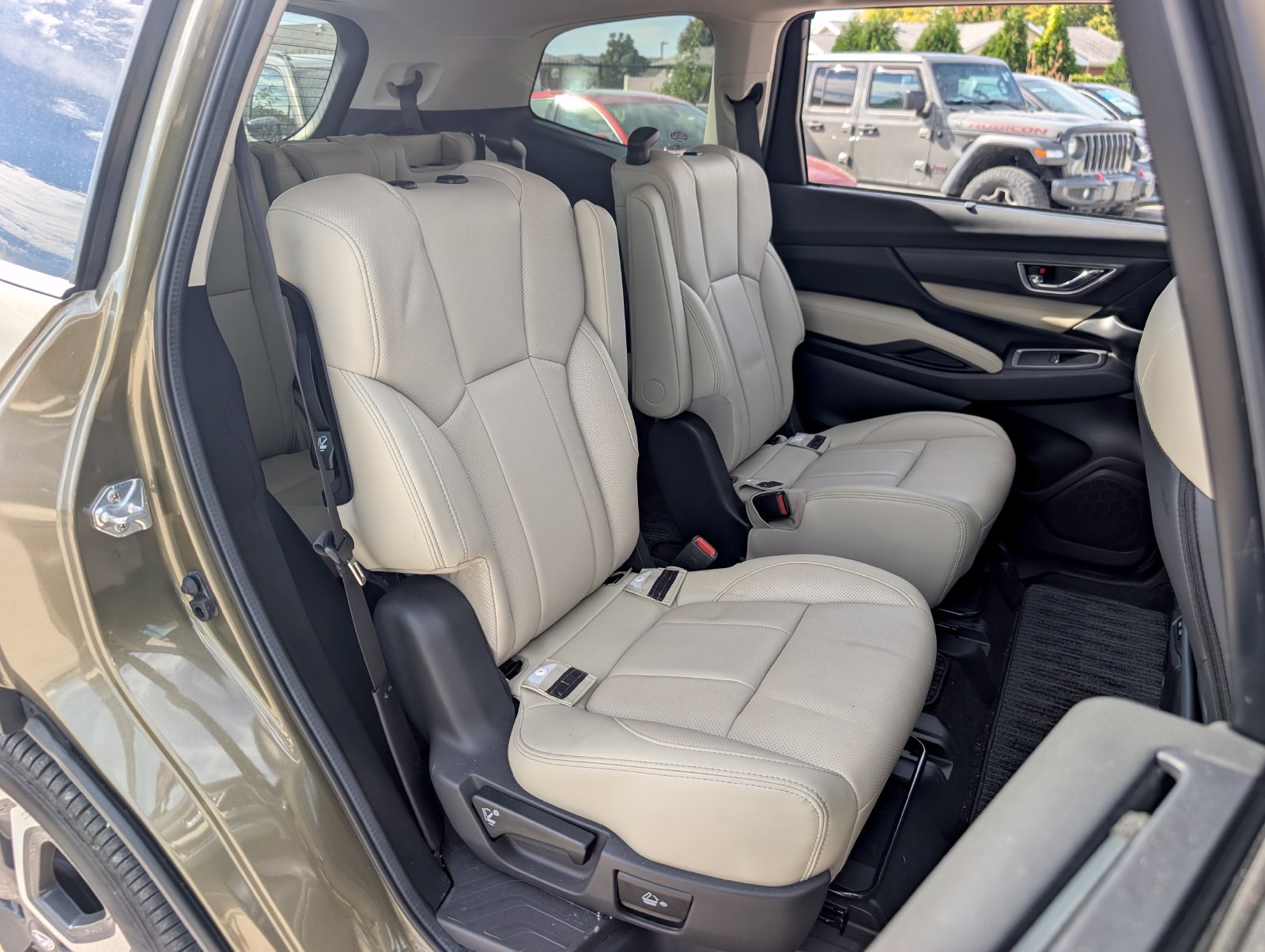 Certified 2024 Subaru Ascent Limited AWD/4WD image 28