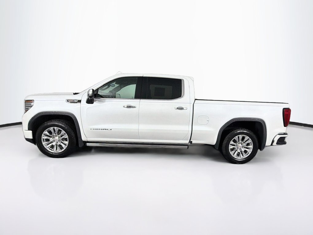Used 2024 GMC Sierra 1500 Denali w/ Technology Package AWD/4WD image 6