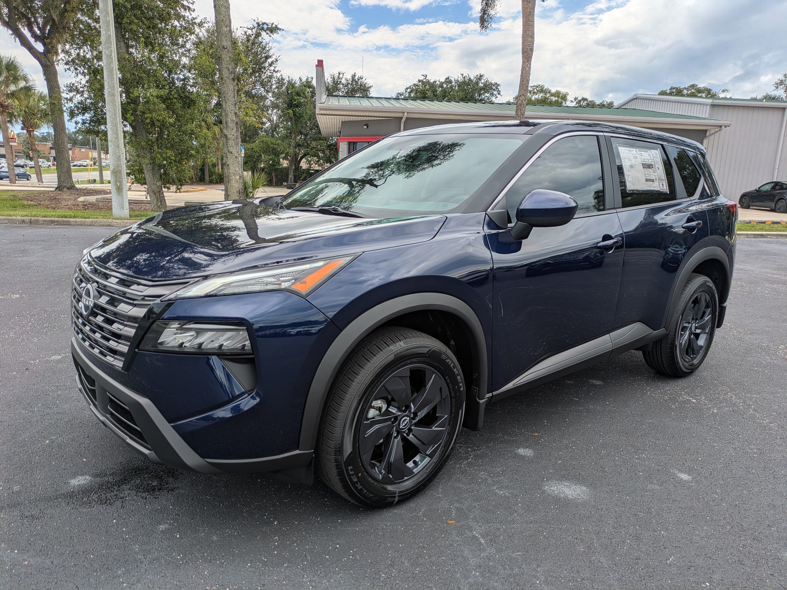 New 2026 Nissan Rogue SV FWD image 8