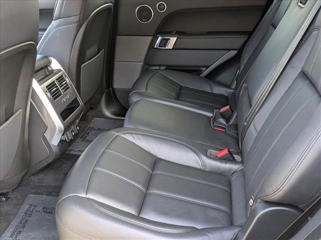 Used 2020 Land Rover Range Rover Sport SE image 20