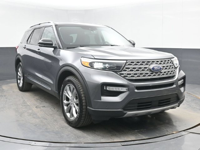 Used 2021 Ford Explorer Limited w/ Equipment Group 301A AWD/4WD image 2