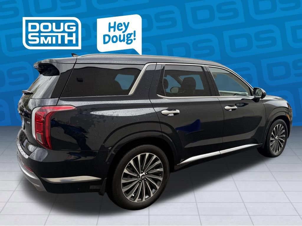 Used 2024 Hyundai Palisade Calligraphy image 4