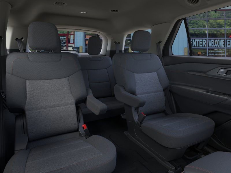 Used 2026 Ford Explorer Active image 11