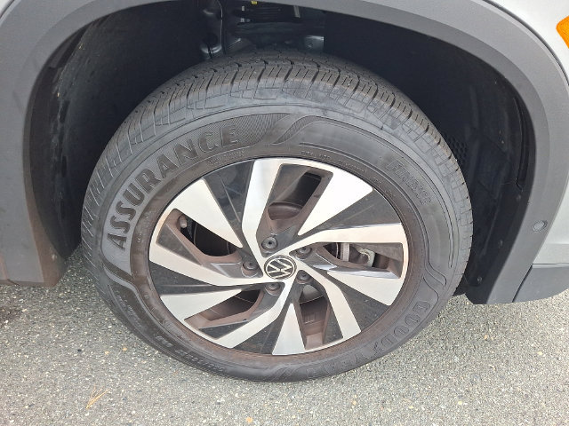Certified 2025 Volkswagen Tiguan S AWD/4WD image 8