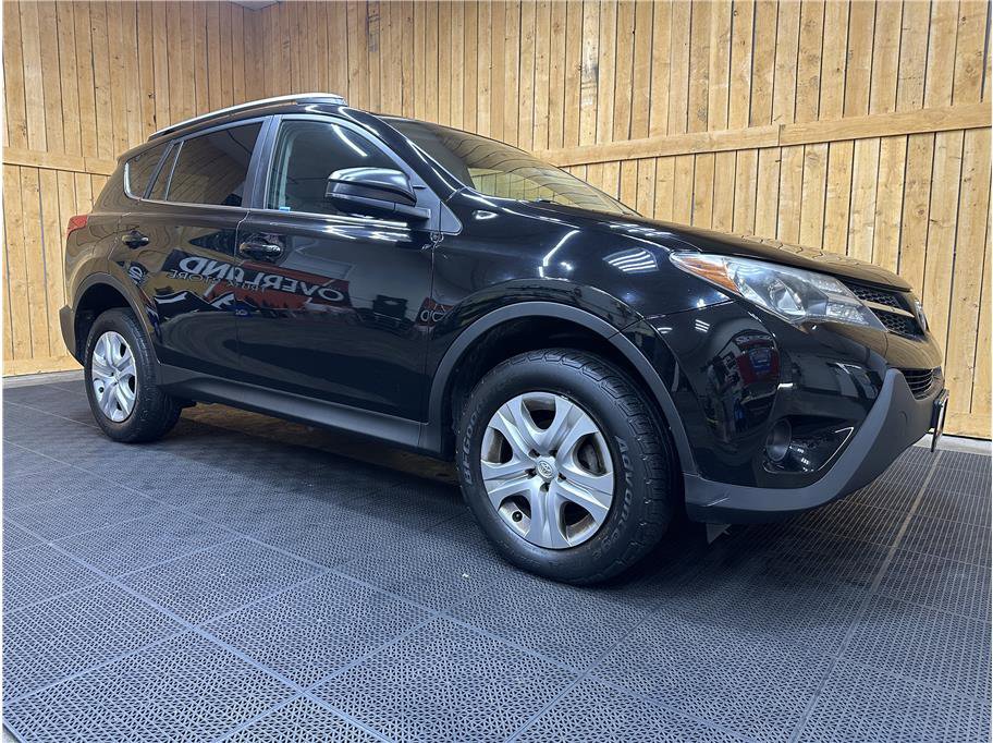 Used 2013 Toyota RAV4 LE image 4