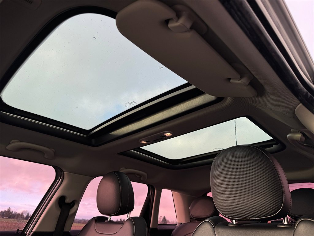 Used 2022 MINI Cooper S image 21