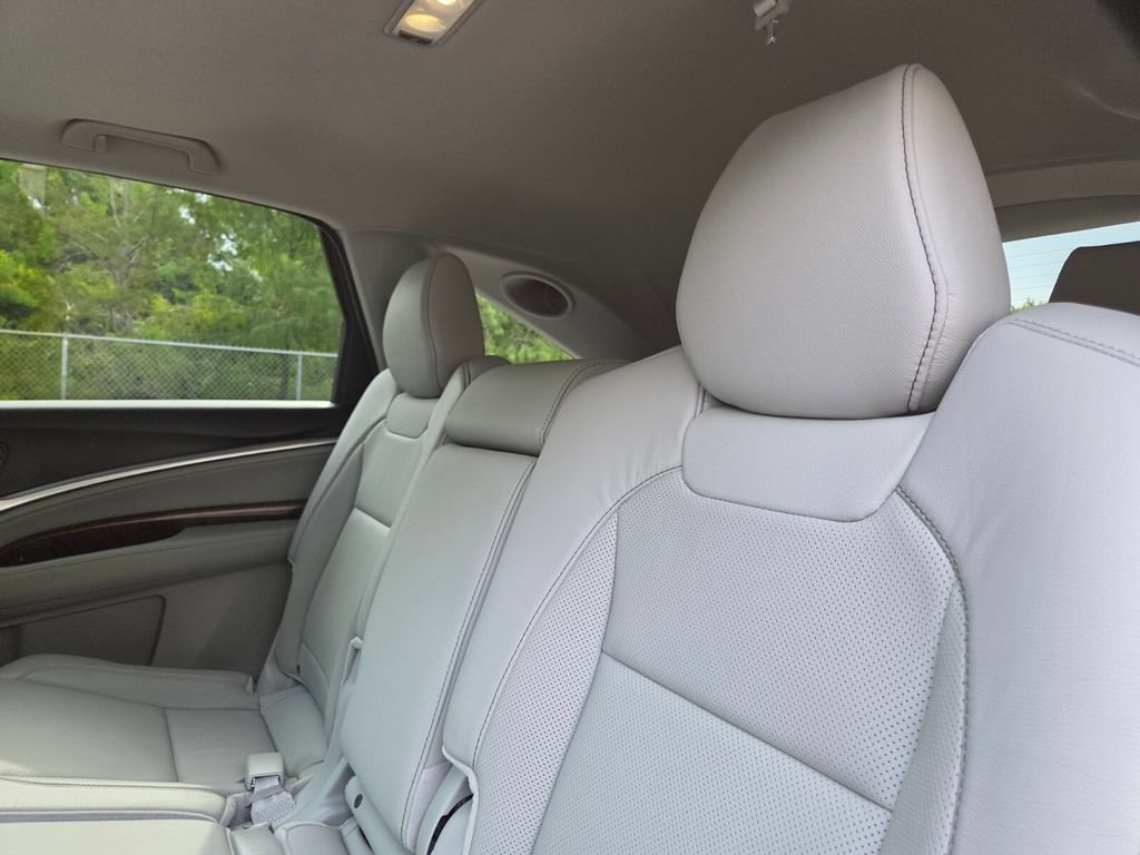 Used 2020 Acura MDX FWD w/ Technology Package image 23