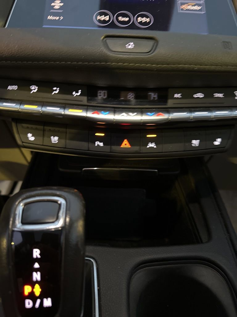 Used 2019 Cadillac XT4 Premium Luxury image 19