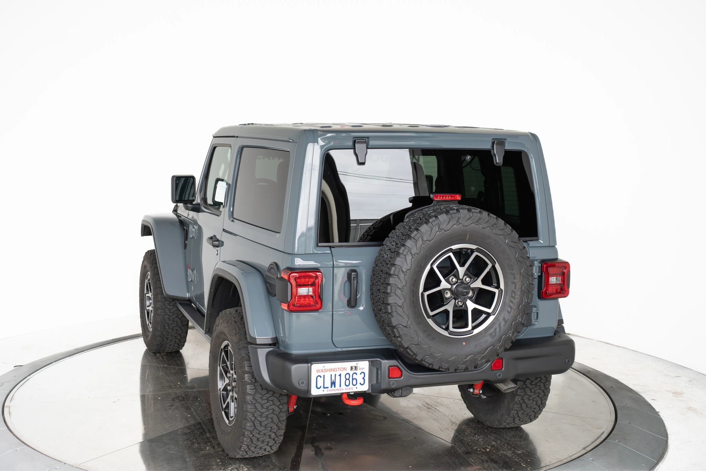Used 2024 Jeep Wrangler Rubicon image 16