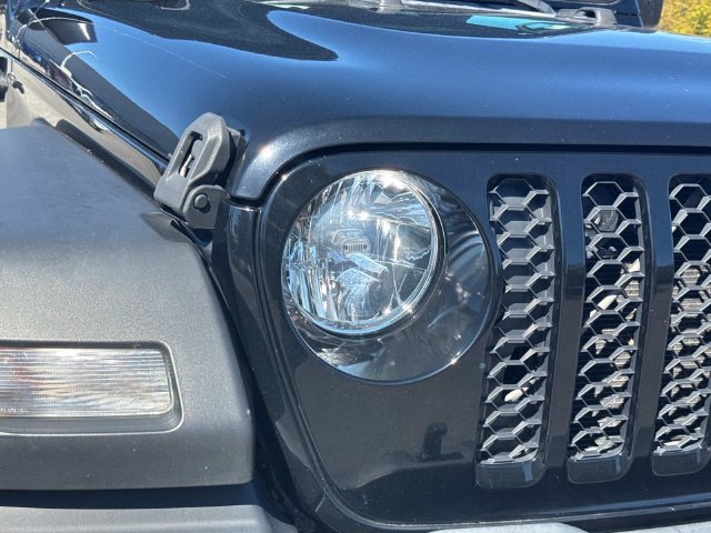 Used 2020 Jeep Gladiator Sport w/ Quick Order Package 24S AWD/4WD image 11