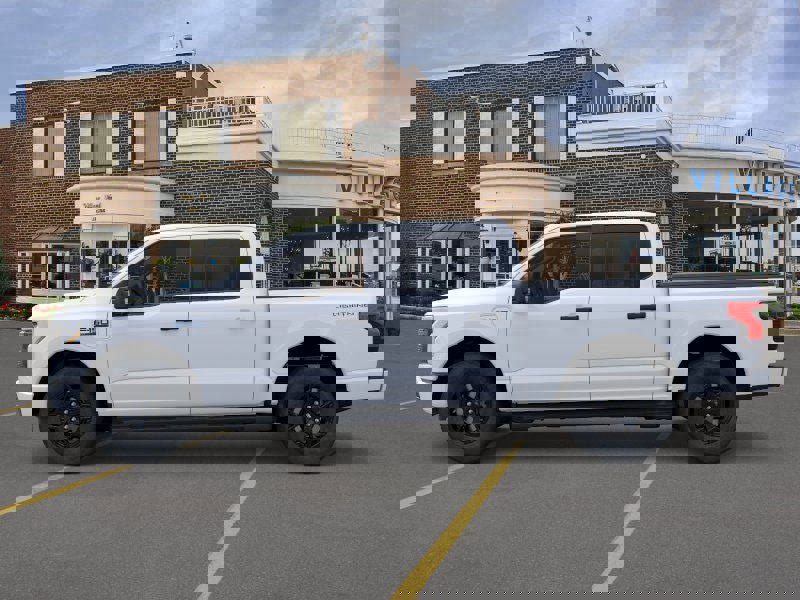 New 2025 Ford F150 Lightning XLT image 3