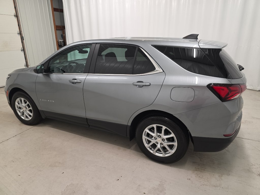 Used 2024 Chevrolet Equinox LT FWD image 18