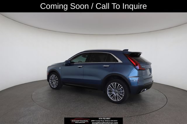 Used 2024 Cadillac XT4 Premium Luxury w/ Technology Package AWD/4WD image 10