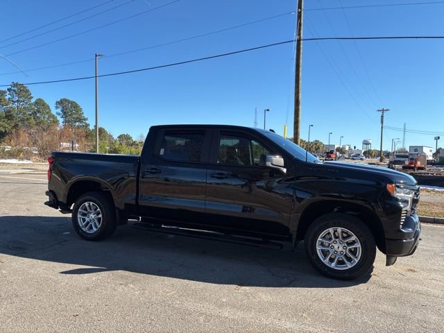 Used 2023 Chevrolet Silverado 1500 RST image 3