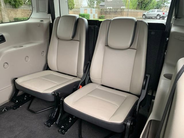 Used 2016 Ford Transit Connect Titanium image 14