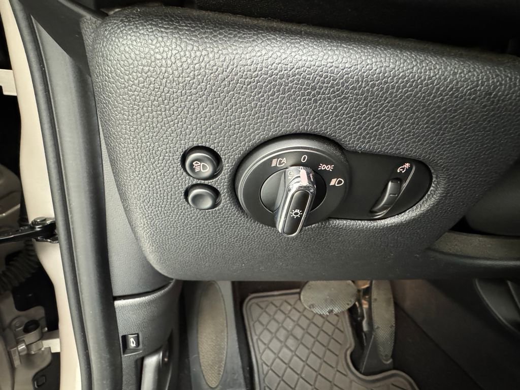 Used 2023 MINI Cooper S image 30