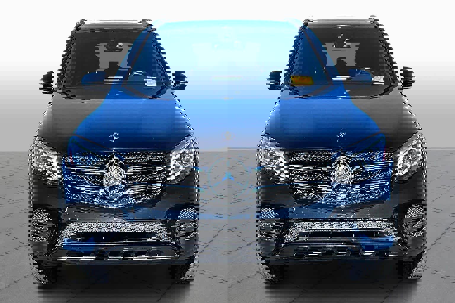 Used 2019 Mercedes-Benz GLC 300 image 3