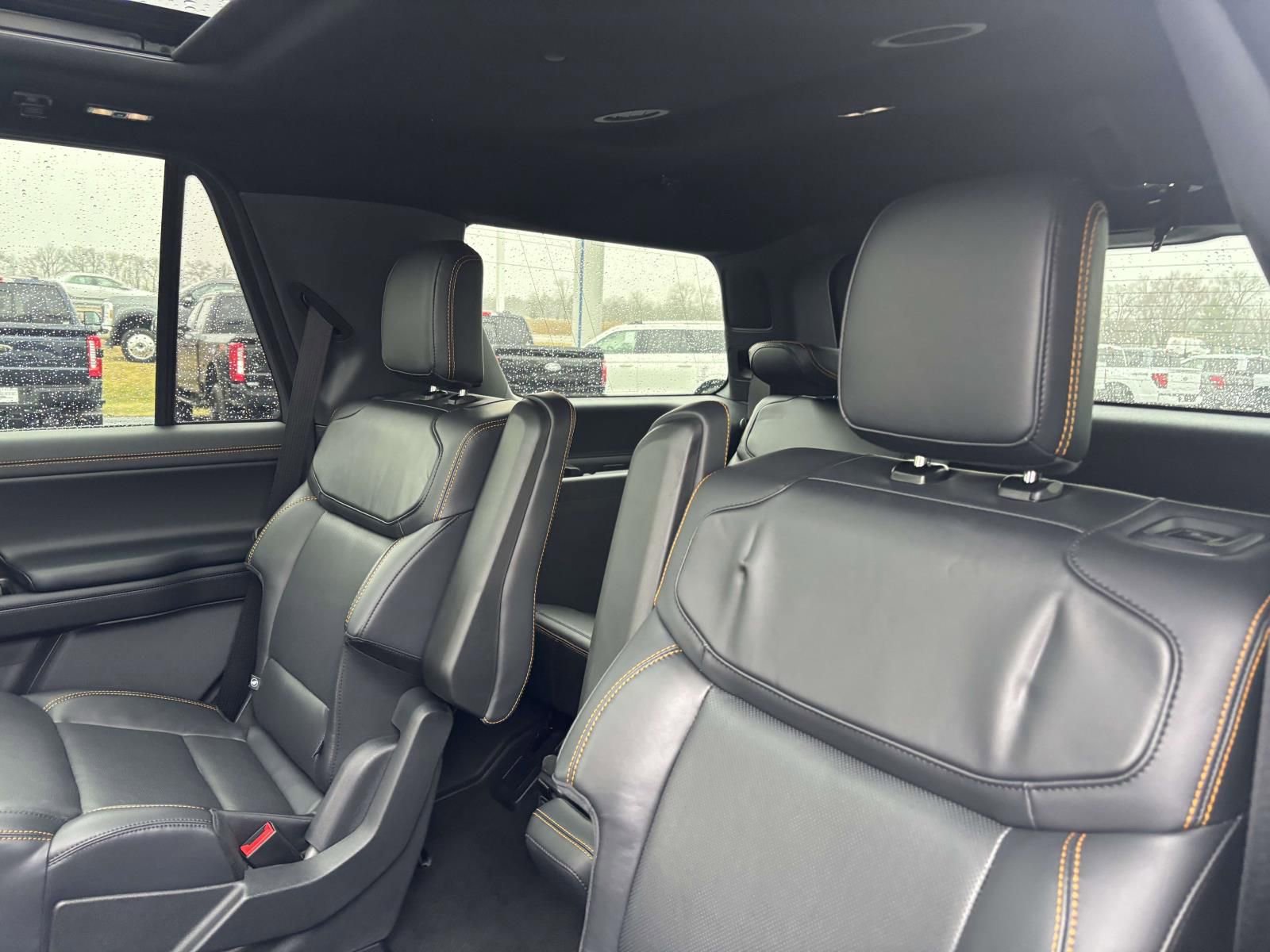 Used 2025 Ford Expedition Tremor image 28