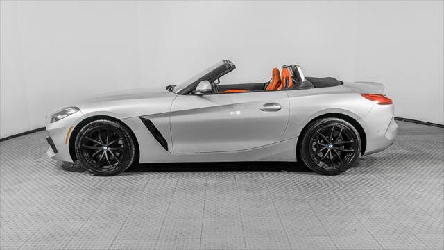 Used 2020 BMW Z4 sDrive30i w/ Convenience Package image 3