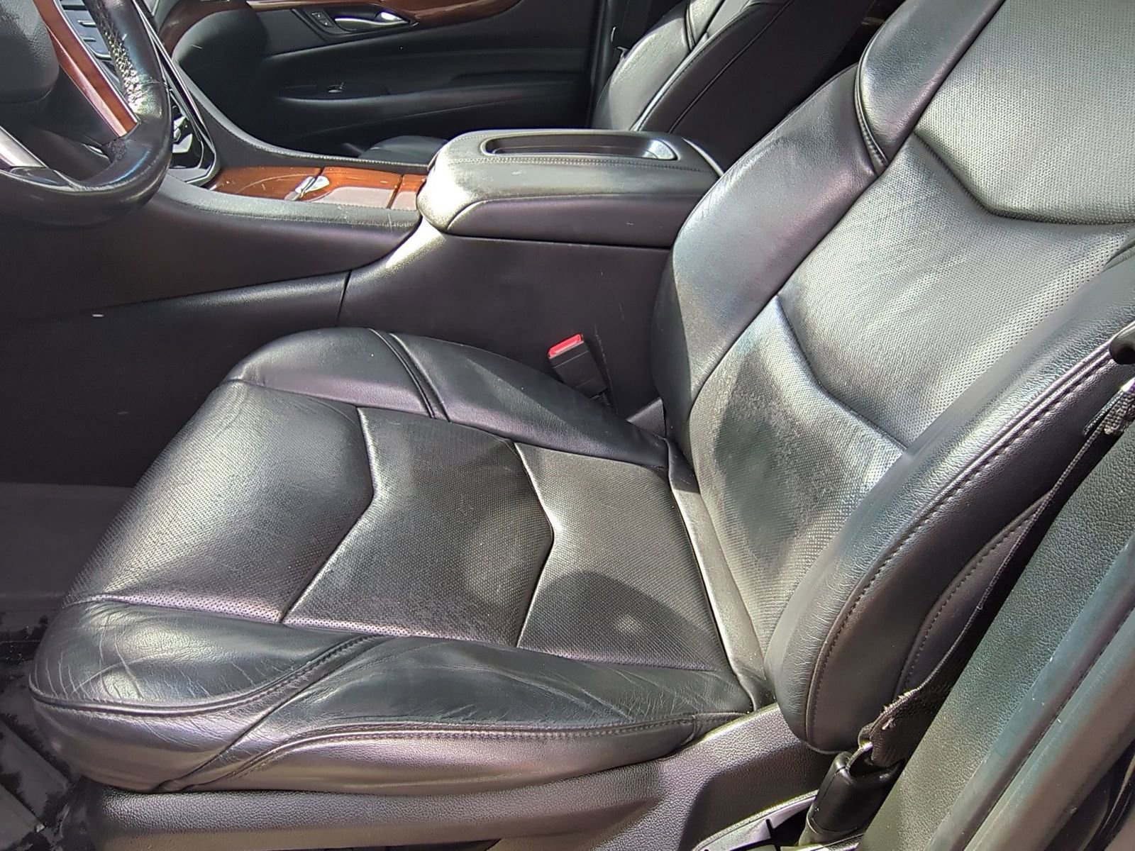 Used 2019 Cadillac Escalade ESV Luxury image 20