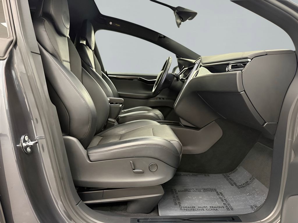 Used 2017 Tesla Model X 75D image 13