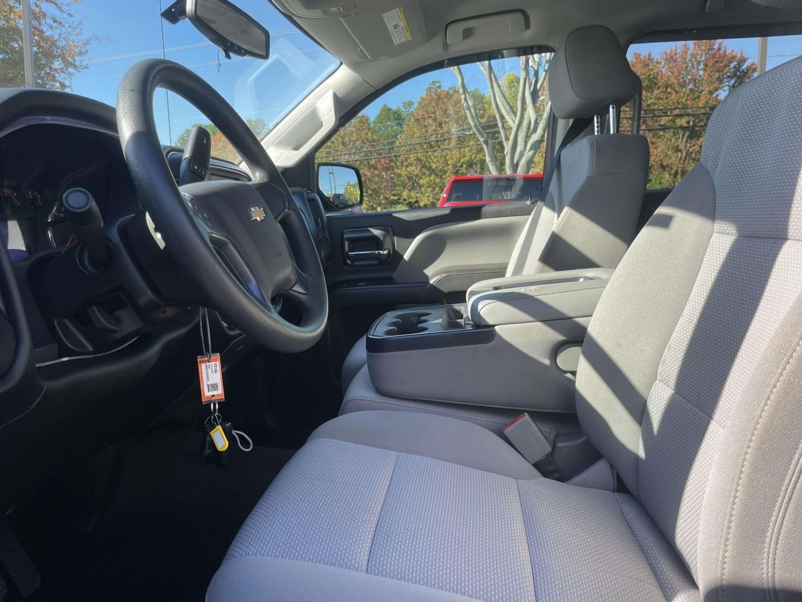 Used 2018 Chevrolet Silverado 1500 Custom w/ Custom Convenience Package RWD image 13
